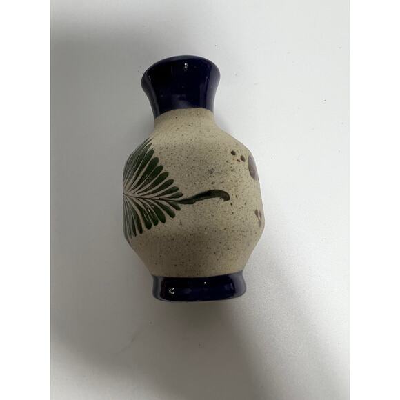 Tonala Mexican Pottery Stoneware Vase Floral Design Signed Mexico - Picture 4 of 7